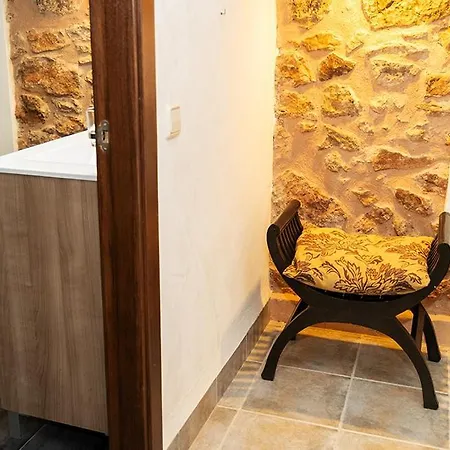 Masia De Matuta Lodge Vall de Almonacid