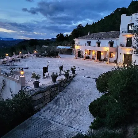 Masia De Matuta * Vall de Almonacid